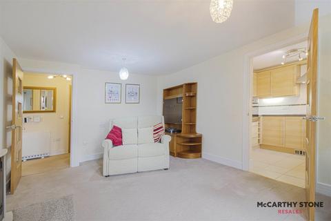 1 bedroom apartment for sale, Glenhills Court, Little Glen Road, Glen Parva, Leicester, LE2 9DH