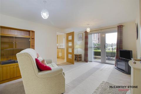 1 bedroom apartment for sale, Glenhills Court, Little Glen Road, Glen Parva, Leicester, LE2 9DH