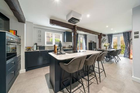 16 Heritage Park, Basingstoke, RG22 4XT