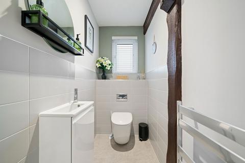 16 Heritage Park, Basingstoke, RG22 4XT
