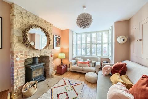 4 bedroom semi-detached house for sale, Chipping Norton,  Oxfordshire,  OX7