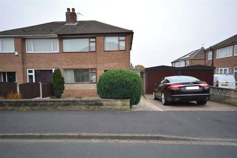 3 bedroom semi-detached house for sale, Newlands Walk, Stanley, Wakefield, West Yorkshire