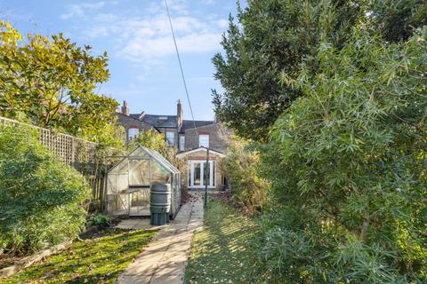 3 bedroom terraced house for sale, Swaffield Road, London, SW18