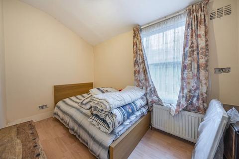 4 bedroom terraced house for sale, Sprules Road, Brockley