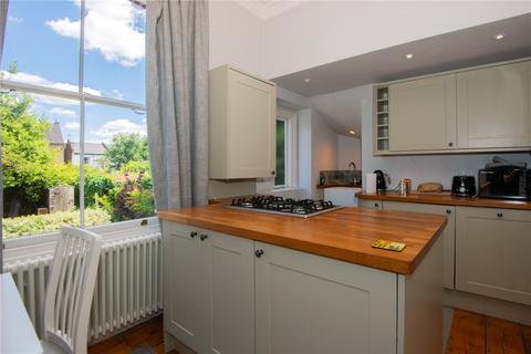 2 bedroom apartment for sale, Queens Road, Twickenham, TW1