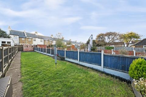 2 bedroom terraced house for sale, Buckingham Road, Margate