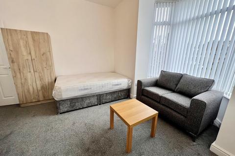 Studio to rent, Belle Vue Crescent, Sunderland, SR2