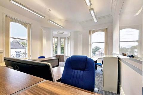 Office to rent, Dudley DY1