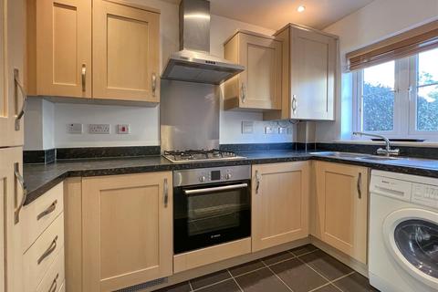 2 bedroom end of terrace house to rent, Thyme Close, Red Lodge