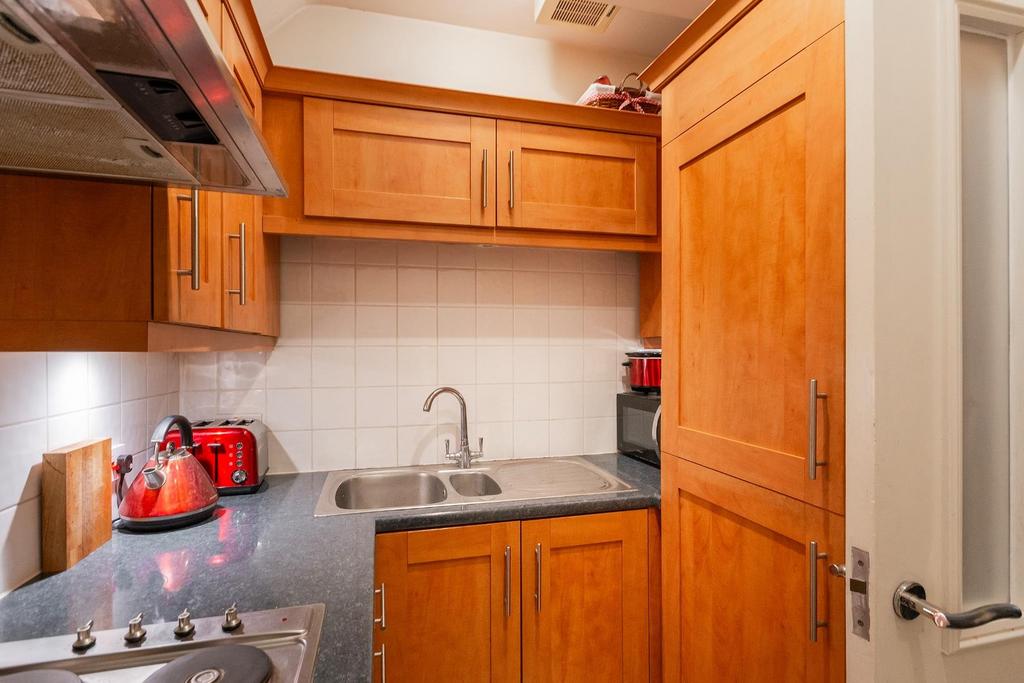 6 E7 CCN   Kitchen A.jpg