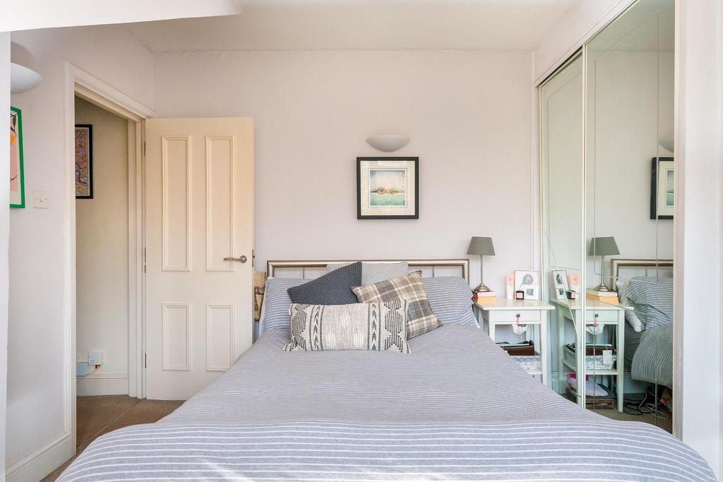 6 E7 CCN - Bedroom A.jpg
