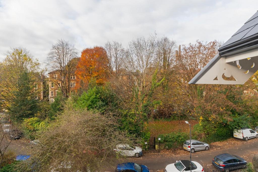 6 E7 CCN - The View A.jpg
