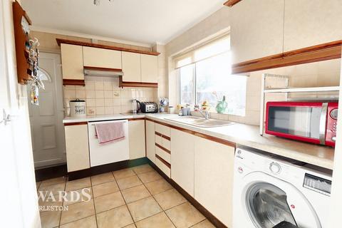 3 bedroom detached house for sale, Middlestone Close, Gorleston