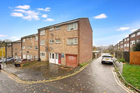 3 bedroom townhouse for sale, Charles Street, Chatham