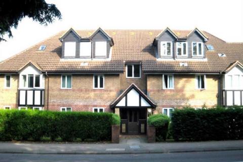 2 bedroom flat to rent, Everett Court, Watling Street