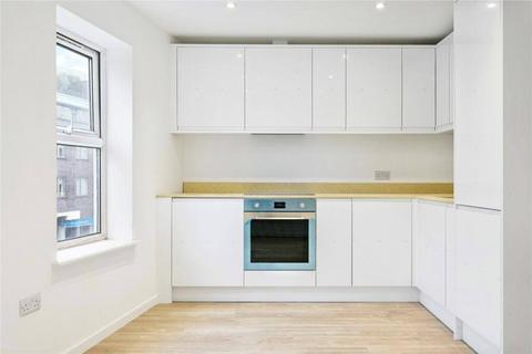 1 bedroom flat to rent, Fortune Green Road, London NW6