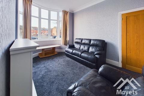 3 bedroom terraced house to rent, Selous Road, Blackburn. Lancs. BB2 2TN