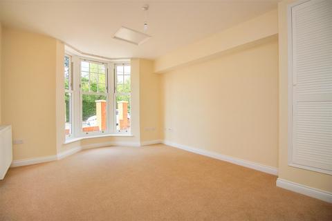 1 bedroom flat to rent, Sturry, Canterbury