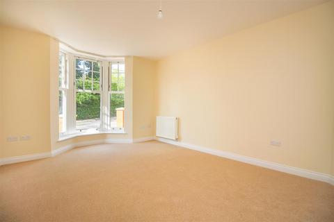 1 bedroom flat to rent, Sturry, Canterbury