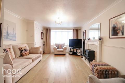 4 bedroom link detached house for sale, Martingale Drive, Chelmsford