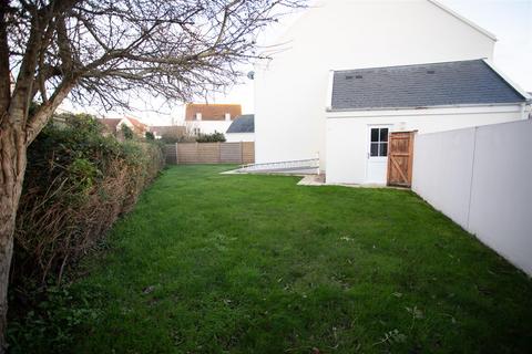 3 bedroom house to rent, Le Champ Du Passage La Grande Route De La Cote, St. Clement JE2