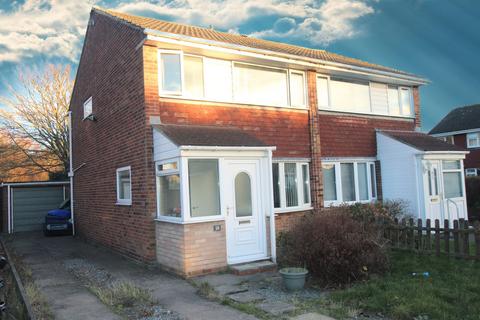 3 bedroom semi-detached house to rent, Kingfisher Way, Blyth, NE24