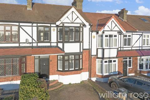 3 bedroom terraced house for sale, Greenstead Gardens, Redbridge IG8