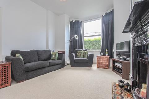 2 bedroom apartment to rent, Kitchener Road, East Finchley N2