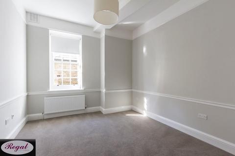 1 bedroom flat to rent, Market Street, Sandwich