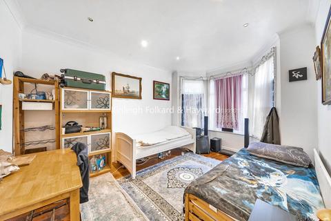 3 bedroom terraced house for sale, Derby Avenue, North Finchley