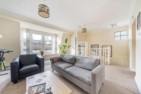 3 bedroom flat for sale, St Mark Street, Aldgate