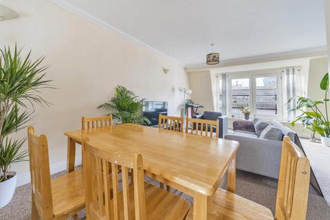 3 bedroom flat for sale, St Mark Street, Aldgate