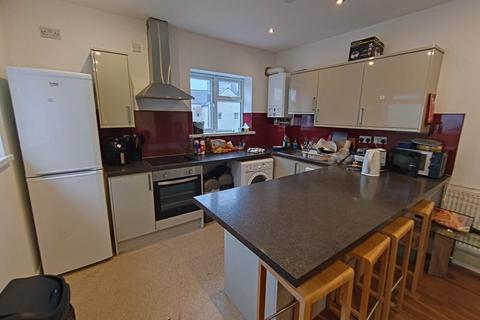 4 bedroom flat to rent, Wyeverne Road, First Floor Flat, Cathays, Cardiff