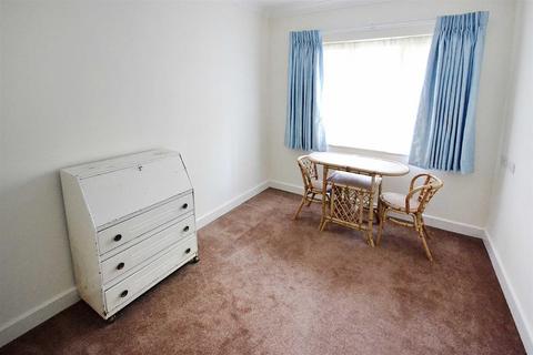 2 bedroom retirement property for sale, Highdown Court, 2 Durrington Lane, Worthing BN13