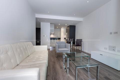 1 bedroom flat for sale, 4 Canter Way, London E1