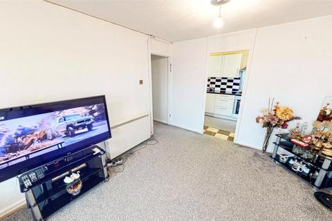 2 bedroom apartment to rent, Marlborough Road, Salford M7