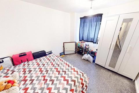 2 bedroom apartment to rent, Marlborough Road, Salford M7