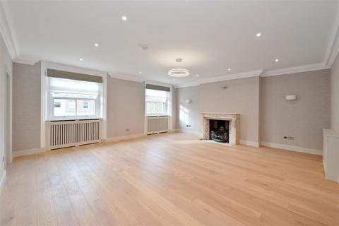 2 bedroom apartment to rent, Portland Place, Fitzrovia, London