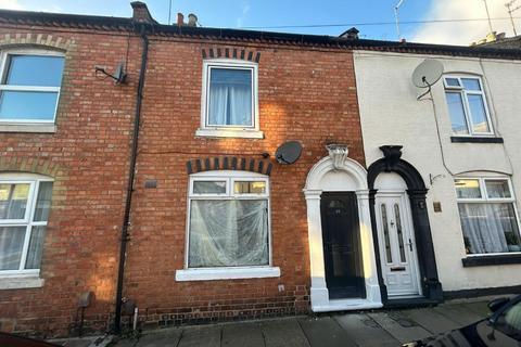 2 bedroom terraced house to rent, Hunter Street, The Mounts, Northampton NN1