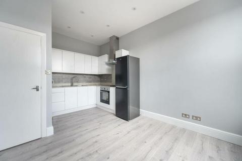 2 bedroom apartment for sale, Keyes Road, London, NW2