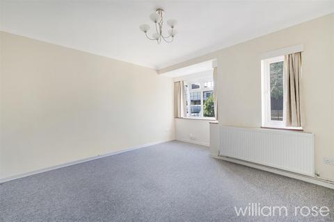 4 bedroom semi-detached house for sale, Linden Crescent, Woodford Green IG8