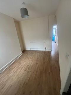 2 bedroom terraced house to rent, Dewsbury Road, Liverpool L4