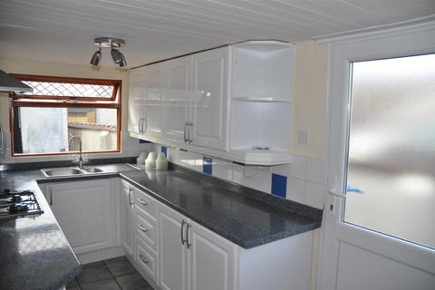 2 bedroom semi-detached house to rent, Pen Y Cefn, Amlwch