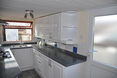 undefined, Pen Y Cefn, Amlwch