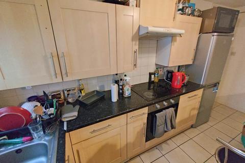 3 bedroom house to rent, Richmond Road, Roath , Cardiff