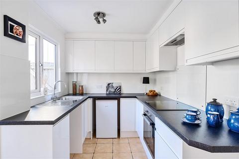 3 bedroom semi-detached house for sale, Romford Road, Southampton SO31