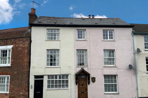 2 bedroom flat to rent, Wallingford Street, Wantage