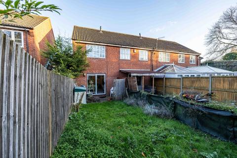 2 bedroom end of terrace house for sale, Chineham Way, Canterbury, CT1