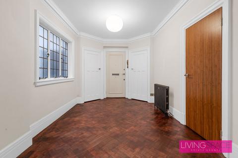 2 bedroom flat to rent, Chiltern Court, Marylebone