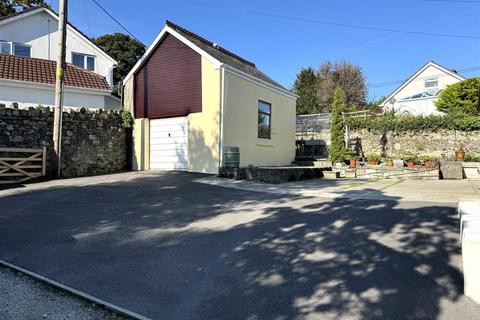 4 bedroom detached bungalow for sale, Edgcumbe Road, St. Austell